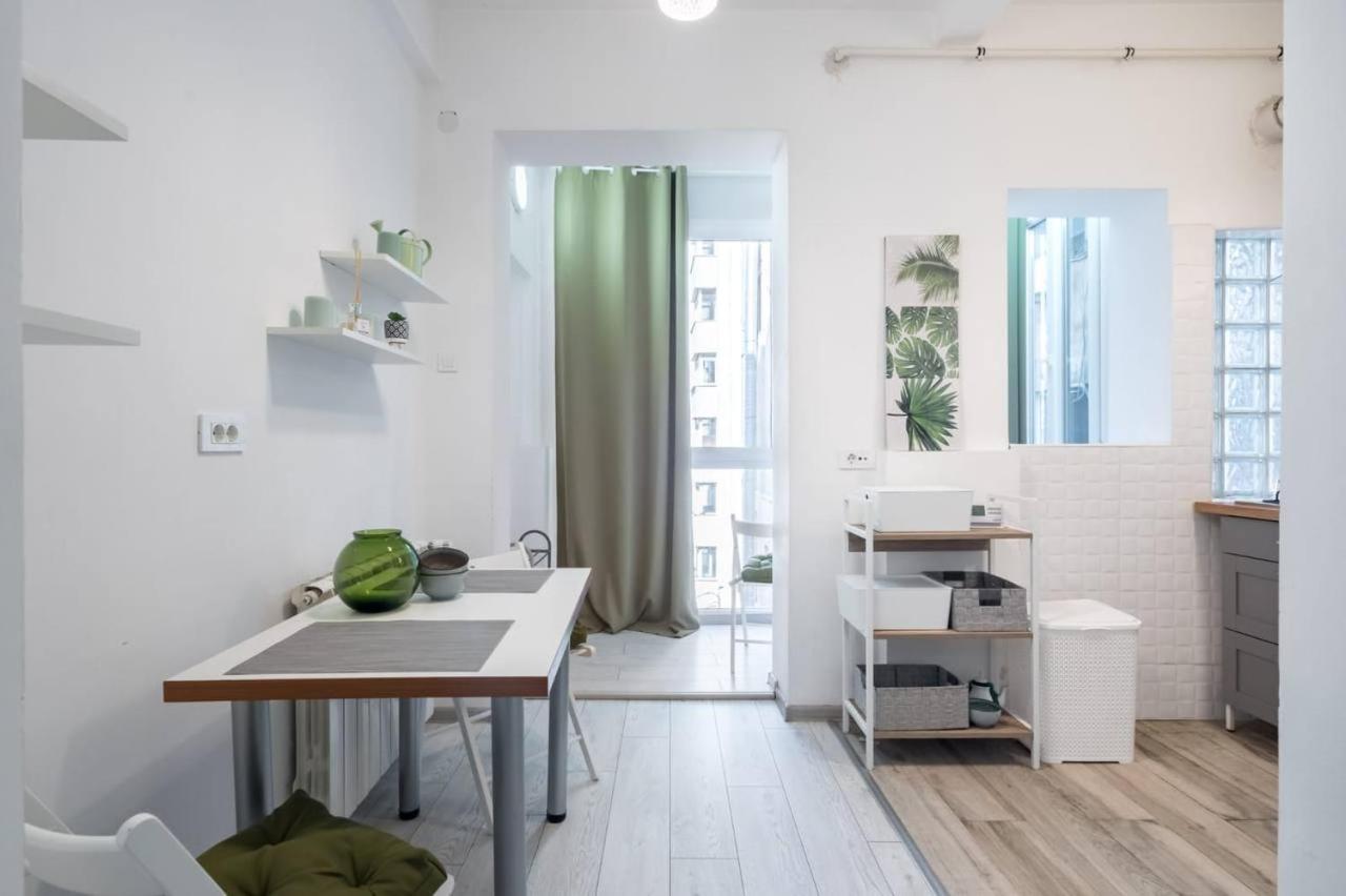 Green-Paradise Bucureşti Ngoại thất bức ảnh